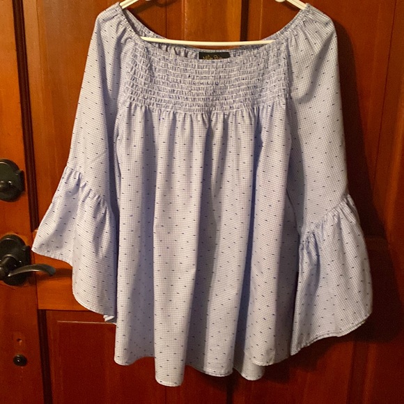 MELISSA PAIGE TOP SIZE XL - Picture 1 of 4